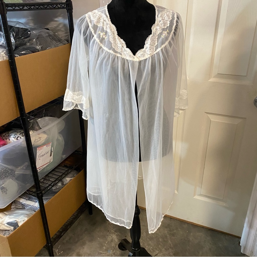 Lingerie Cape Robe woman’s 32-34 S-M lace Sheer Quarter Sleeve feminine beige